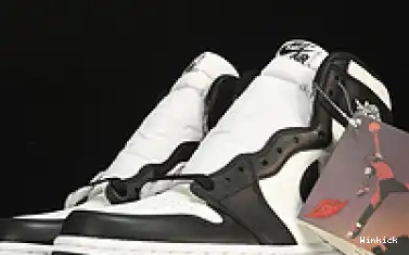 White AIR Black Retro High BQ4422-001 85 NIKE JORDAN 1 0331